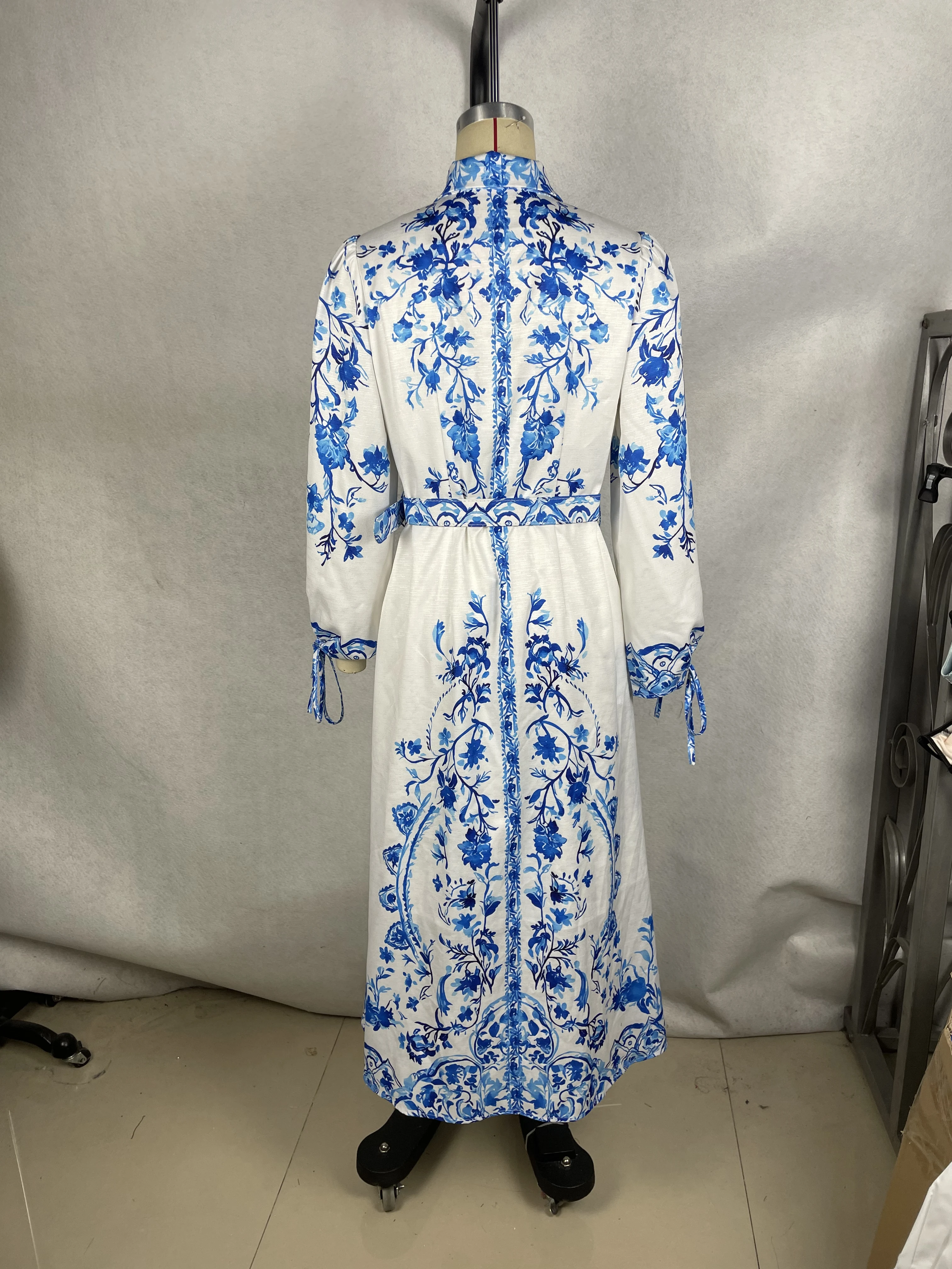 Long Blue And White Porcelain Floral Print Dress Natural Waistline Woven And Digital Printing