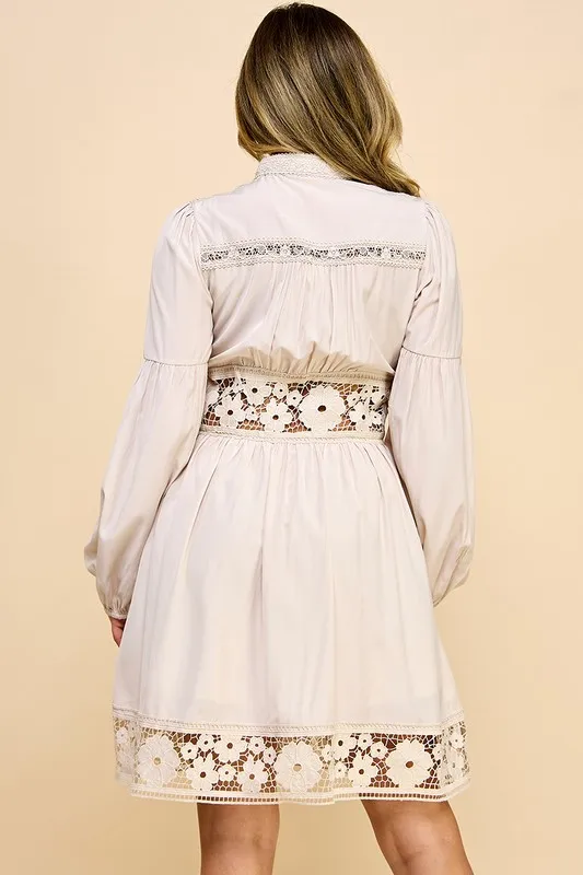 Women's Popular Bohemian Style Dress Lantern Sleeve V-neck Lace Hollow Stitching Single-breasted Midi Dress