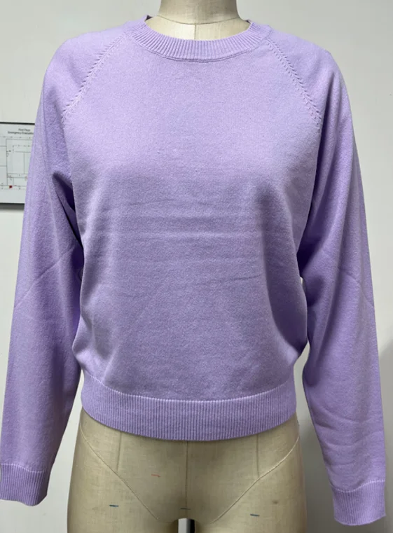 Women's Casual Solid Pattern Knit Sweater Crew Neck With Raglan Sleeves Cropped Style Great For Spring Relaxed Gatherings