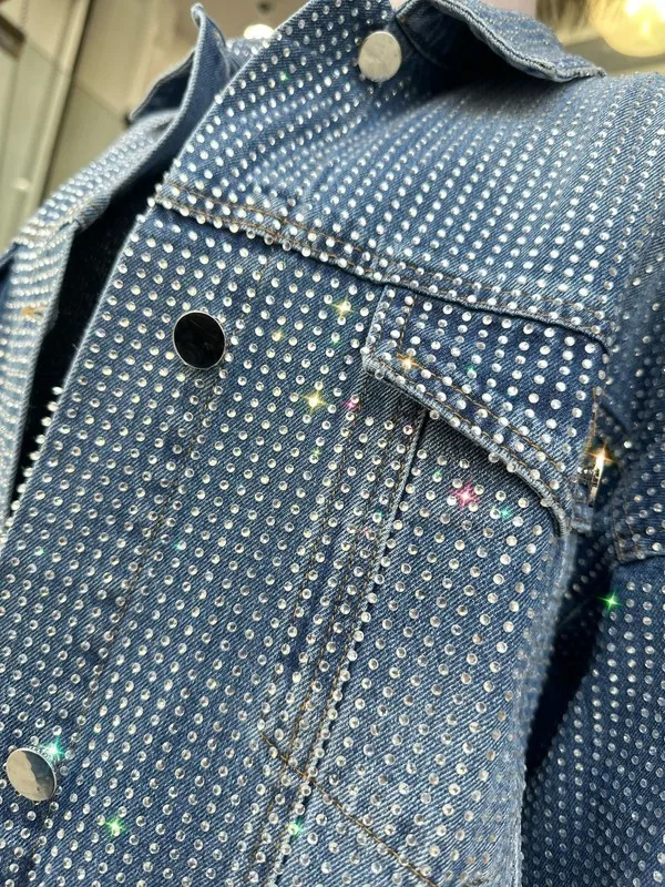 Women's Wash Denim Jacket With Button And Rhinestone Decoration Loose Fit Autumn/winter Vintage Style For Casual Wear