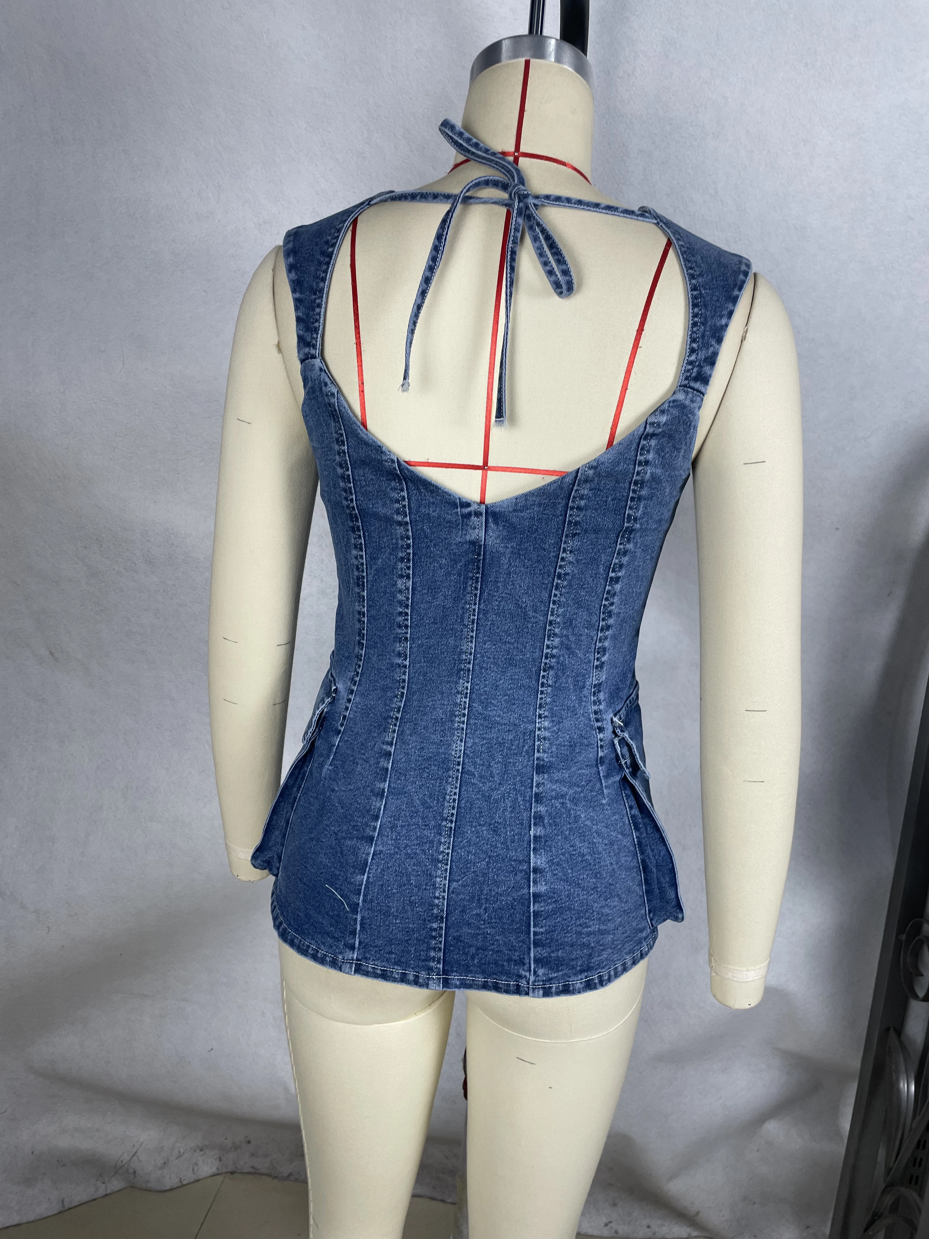 Women's Sleeveless Square Neck Backless Slim-fit Fashionable Denim Top