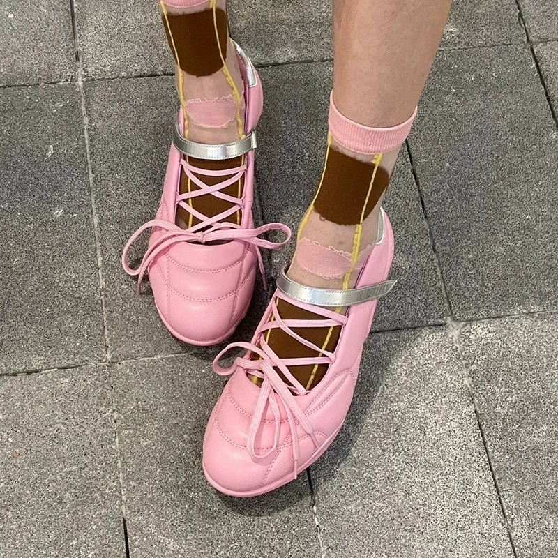 Fashion Ladies Ballet Kitten Heel Shoes Lace-up Women Mary Janes Soccer Design Sole Sneaker With Heel