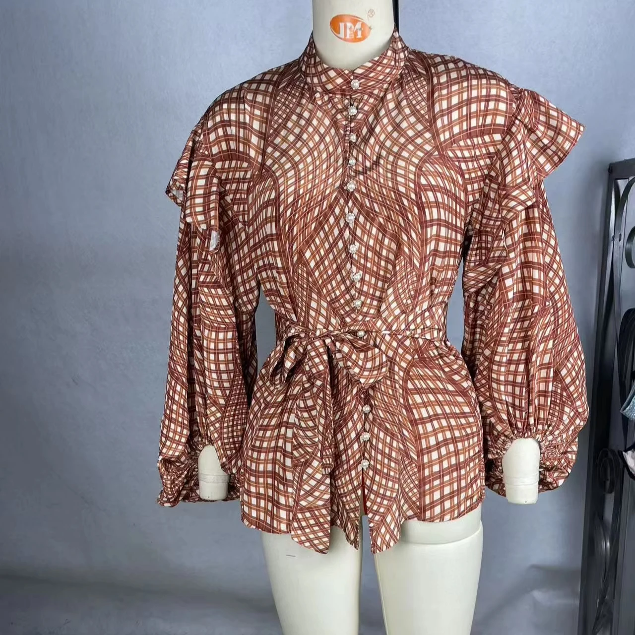 Lady's Elegant Plaid Shirt-style Top