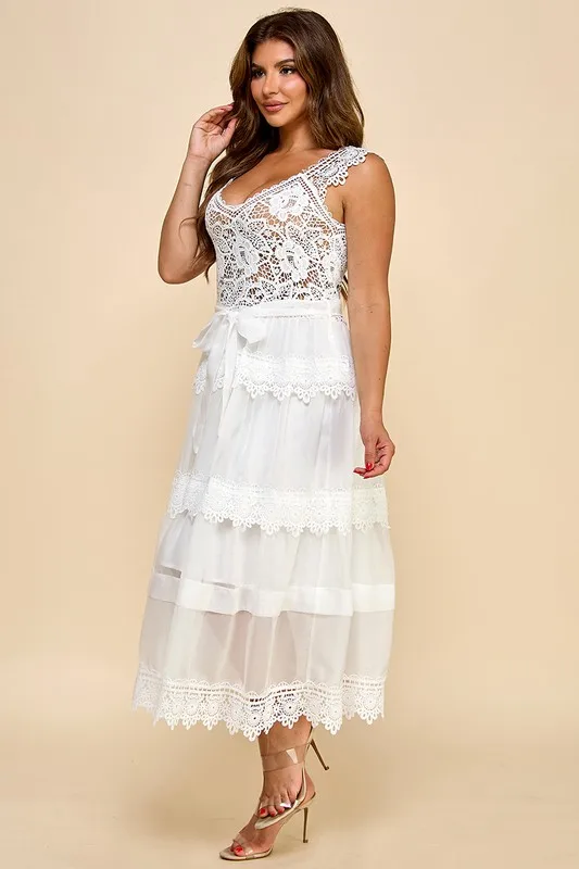 Women's Crochet Lace Maxi Dress With Solid Pattern Tiered Skirt And Tie Waist Boho Chic Style For Autumn Season