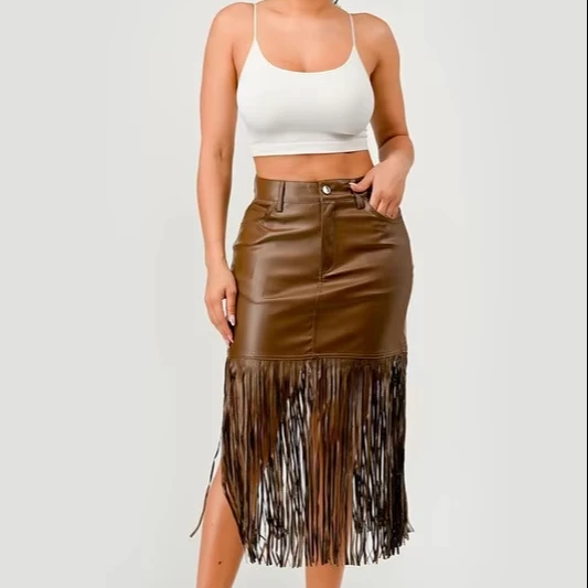 Women's Distinctive Retro Western Tassel Faux Leather Hip Skirt Soft Button Decoration For Autumn Music Festival Denim Party
