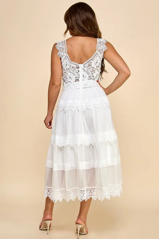 Women's Crochet Lace Maxi Dress With Solid Pattern Tiered Skirt And Tie Waist Boho Chic Style For Autumn Season