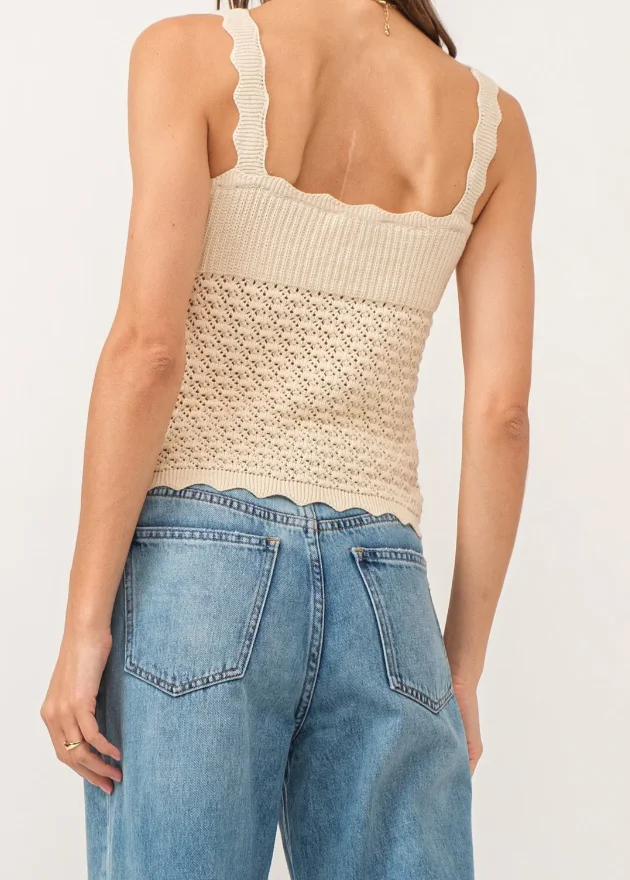 Girls' Beige Crochet Scallop Camisole-button Details, Hollow Details, Suitable For Casual Going Out