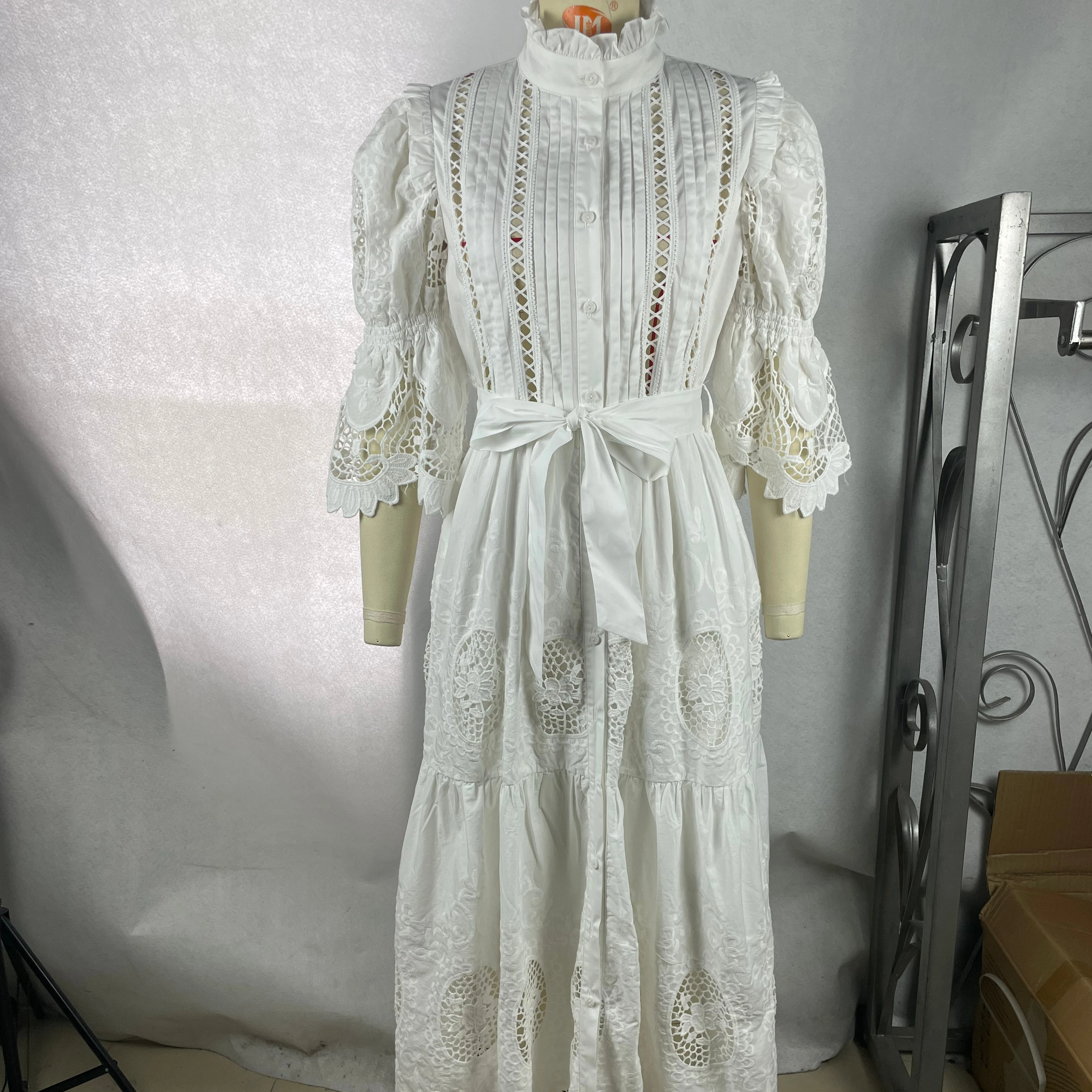 Elegant Vintage Ladies' Long Dress With Lace Cut-out Natural Waistline Woven Weaving Method