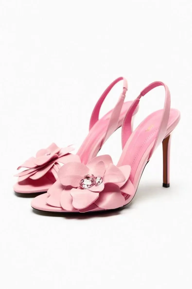 2023 Summer New Women's Outerwear Open Toe Round Head Celebrity Sexy Flower Decoration Stiletto Women Heel Sandals